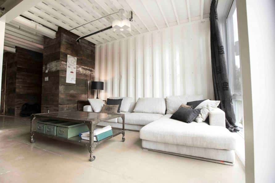 1collectiondubreuilconteneur-1-copie-design-container-architecture-loft-amazing