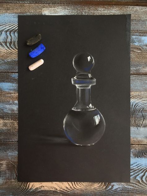 Realistic drawing of a glass bottle with colored chalks on a wooden surface, showcasing artistic technique and detail.