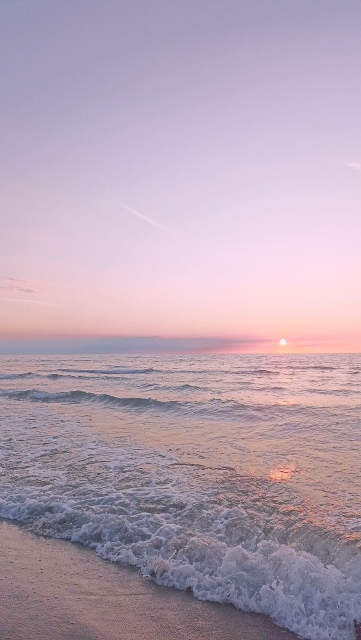 Soft Aesthetic Wallpaper: Designs for Your Digital Space