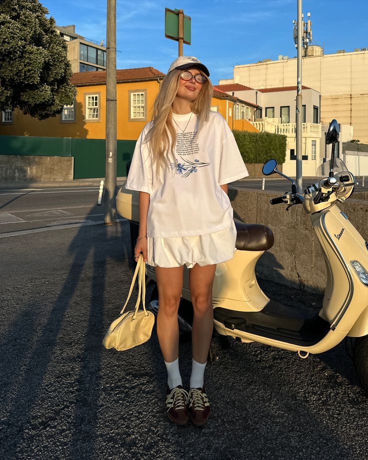 summer continues while you can still wear summer outfits😅 My new favorite T-shirt mugodepartment gift fashionblogger fashionista ootd inspo | Sky Rye Design