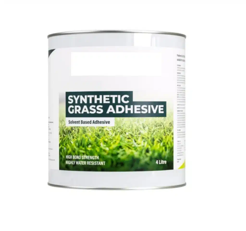 Container of synthetic grass adhesive, solvent-based, high bond strength, water-resistant, 4 liters.