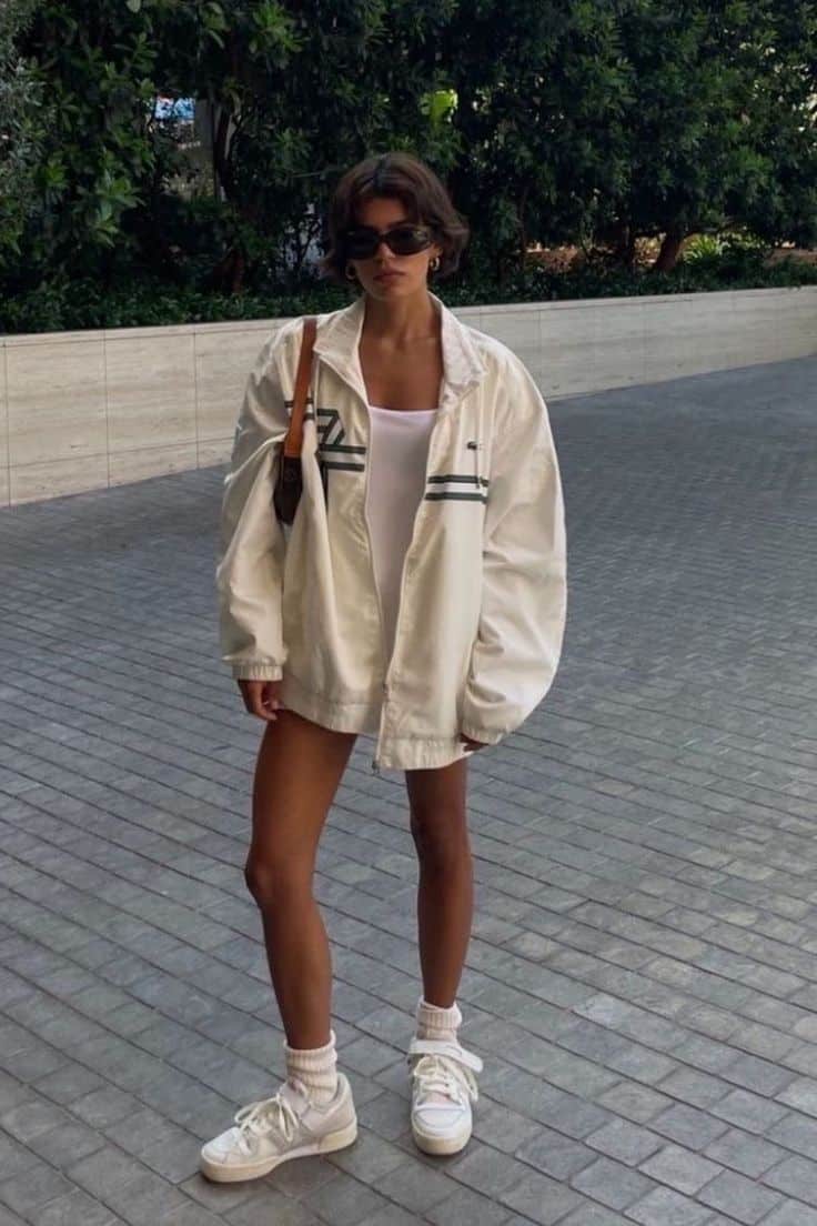 Essential Outfits for a Timeless Minimalist Look