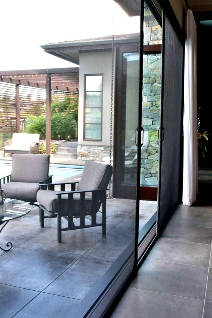 Modern and Budget-Friendly Retractable Screens in GTA