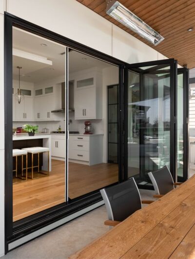 Modern and Budget-Friendly Retractable Screens in GTA