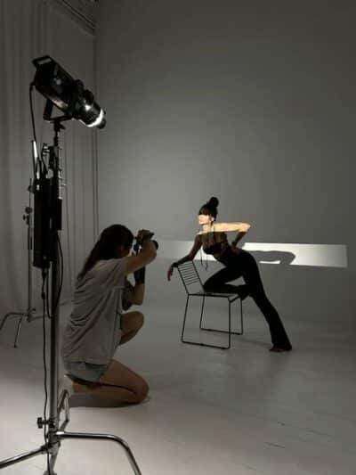 Poses for Photoshoot: 40 Dynamic Photo Ideas for 2026