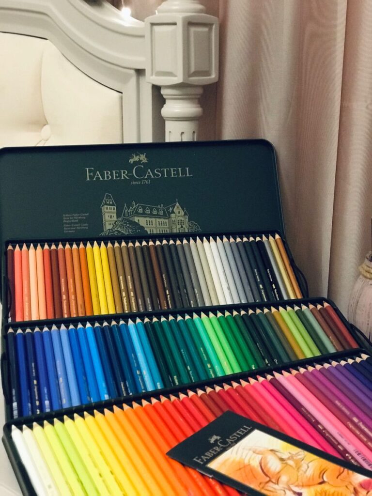887a9b7c7af8f0e3b59876f71b145288 Faber-Castell colored pencils set with a vibrant, diverse color range in an elegant box. Perfect for art projects. | Sky Rye Design Faber-Castell colored pencils set with a vibrant, diverse color range in an elegant box. Perfect for art projects.