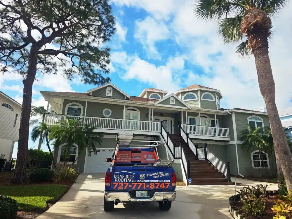 shingle-roofing-by-done-rite-roofing-1000x750 House with a Done Rite Roofing truck parked in the driveway, surrounded by palm trees and blue sky. | Sky Rye Design House with a Done Rite Roofing truck parked in the driveway, surrounded by palm trees and blue sky.