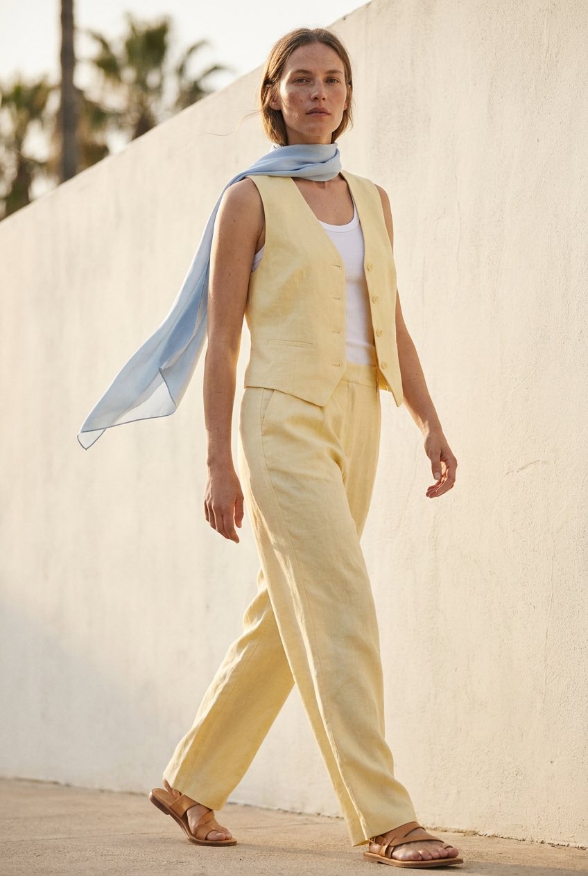 Pastel summer outfit in yellow linen Butter yellow linen pastel summer outfit with blue scarf | Sky Rye Design Butter yellow linen pastel summer outfit with blue scarf
