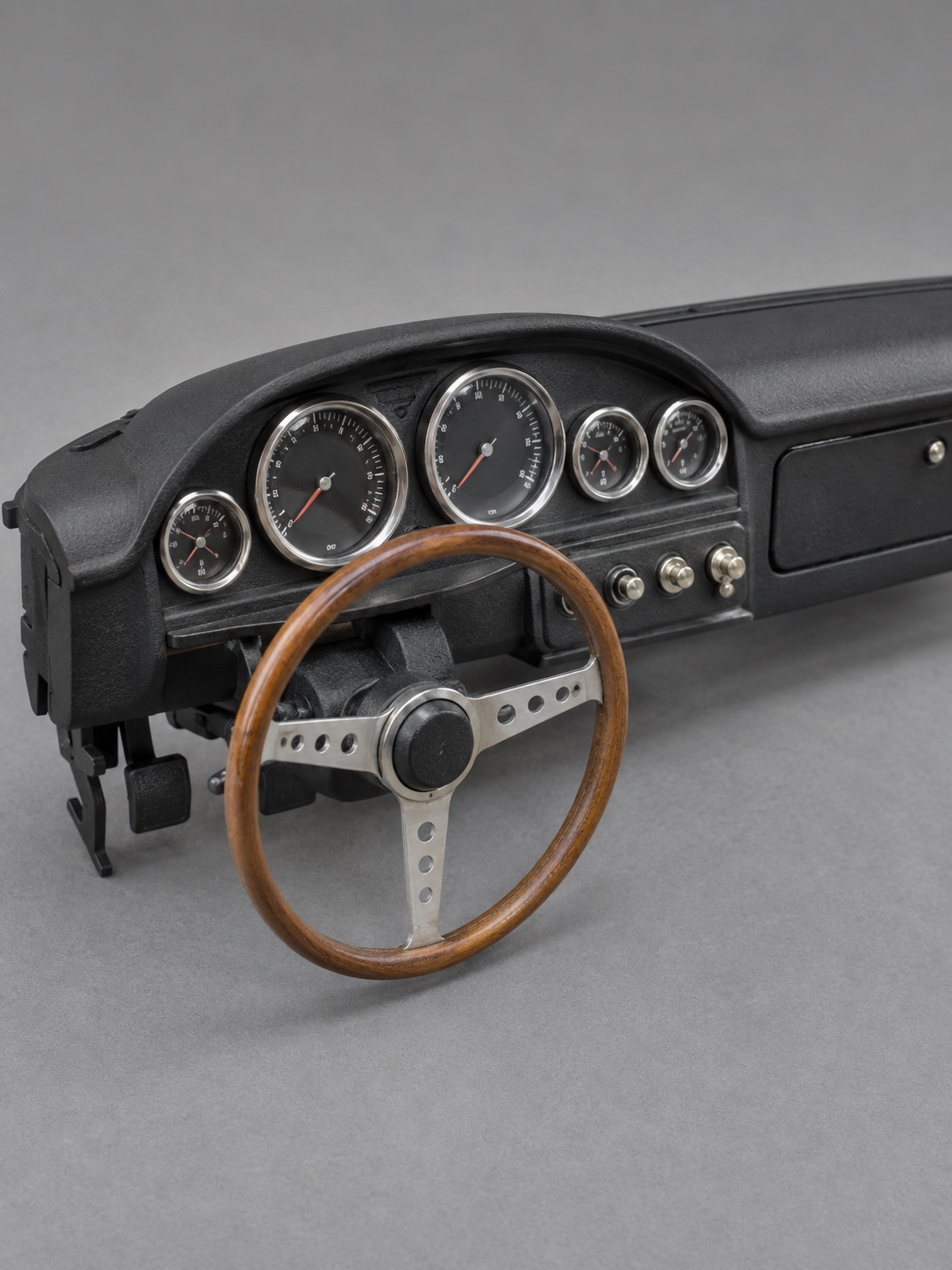 Detailed model car dashboard and gauges Scale model car dashboard with photo-etched gauges and clear gloss lenses | Sky Rye Design Scale model car dashboard with photo-etched gauges and clear gloss lenses